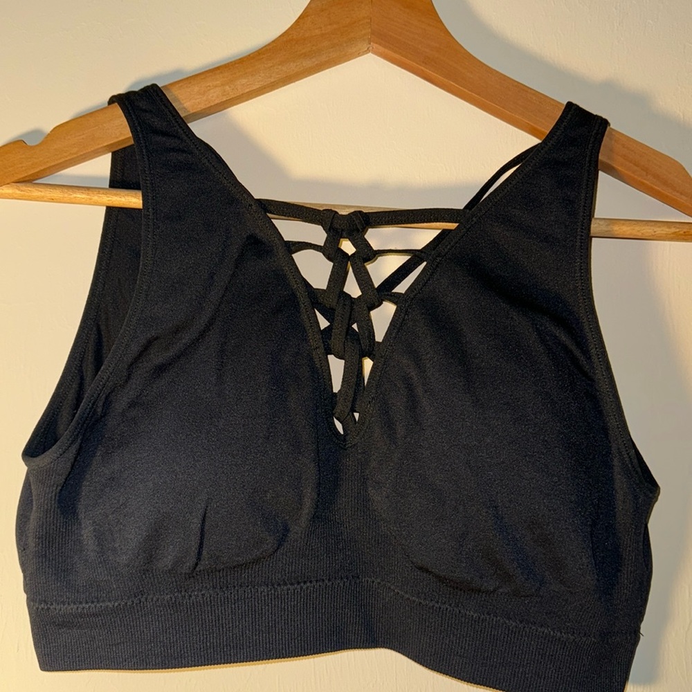 Nanette Lepore Black Size Medium Sports Bra